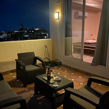 דירות Atico Con Vistas En Granada Centro מראה חיצוני תמונה
