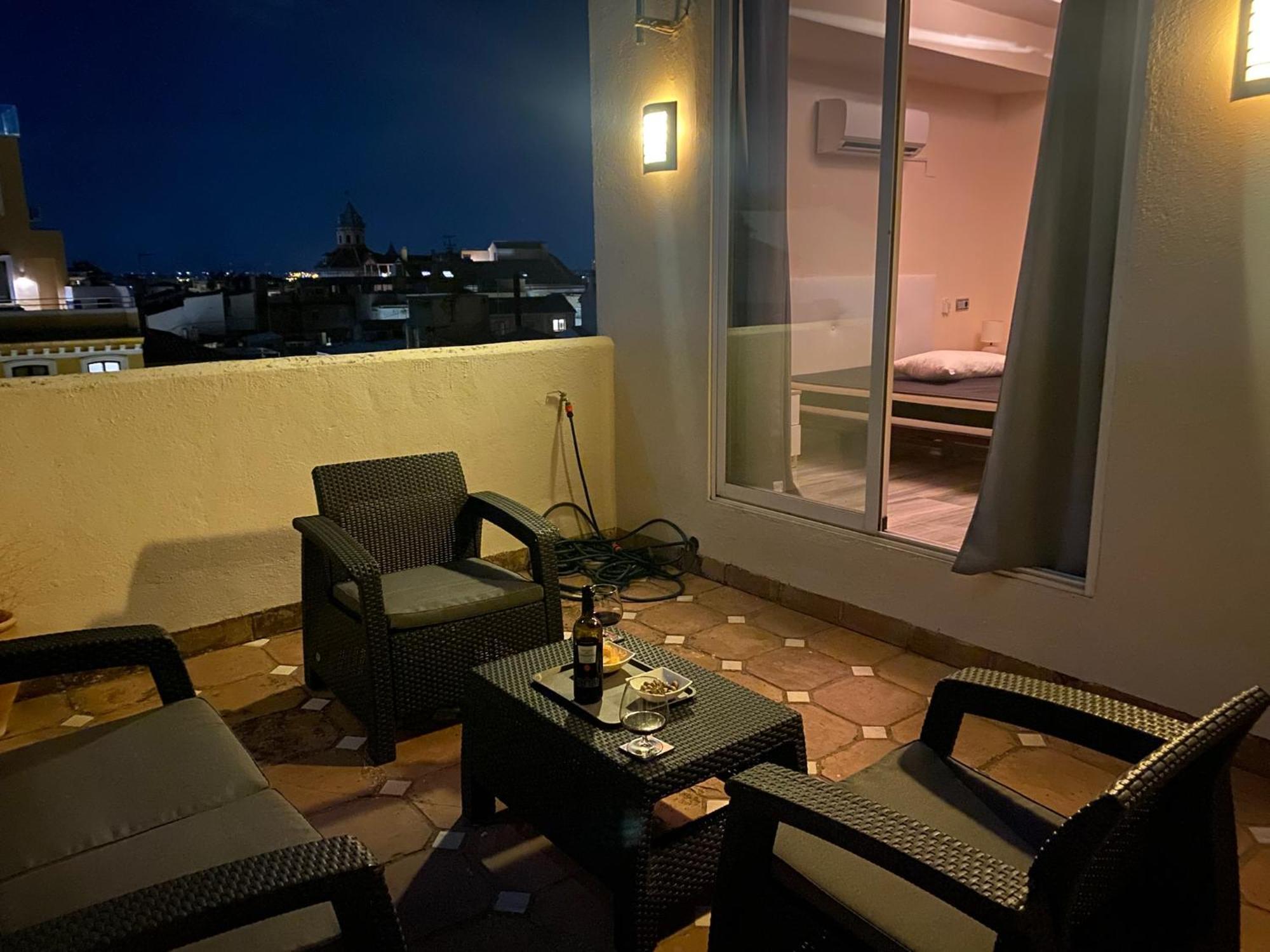 דירות Atico Con Vistas En Granada Centro מראה חיצוני תמונה